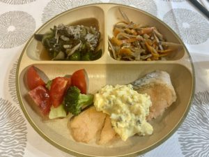 ランチプレートに乗ったおかず